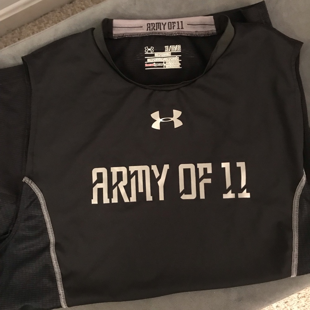 Under  Armour sleeveless athletic shirt youth XL.